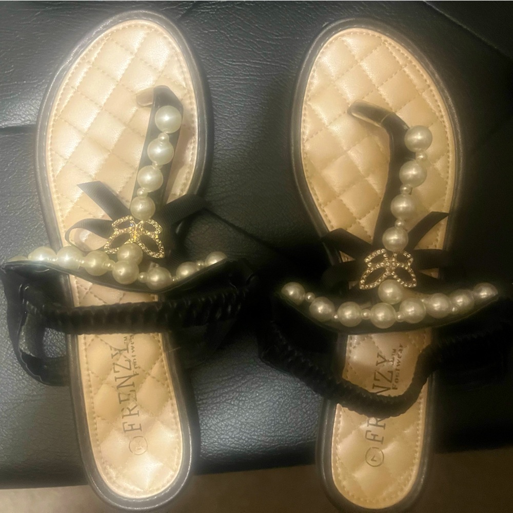 Black and Cream Pearl Embellished Sandals